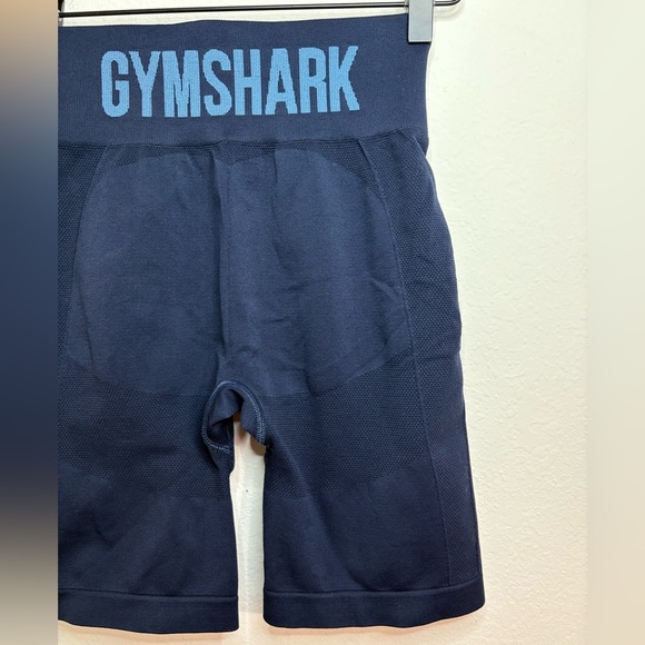 Gymshark Flex Cycling Shorts in Navy - Picture 7 of 12